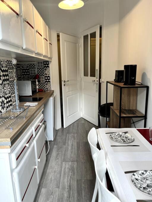 Studio Duquesne 1/2 Pers น็องต์ ภายนอก รูปภาพ